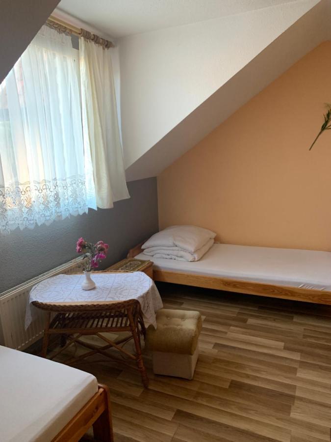 Tanie Noclegi Bartek Kielce Exterior foto